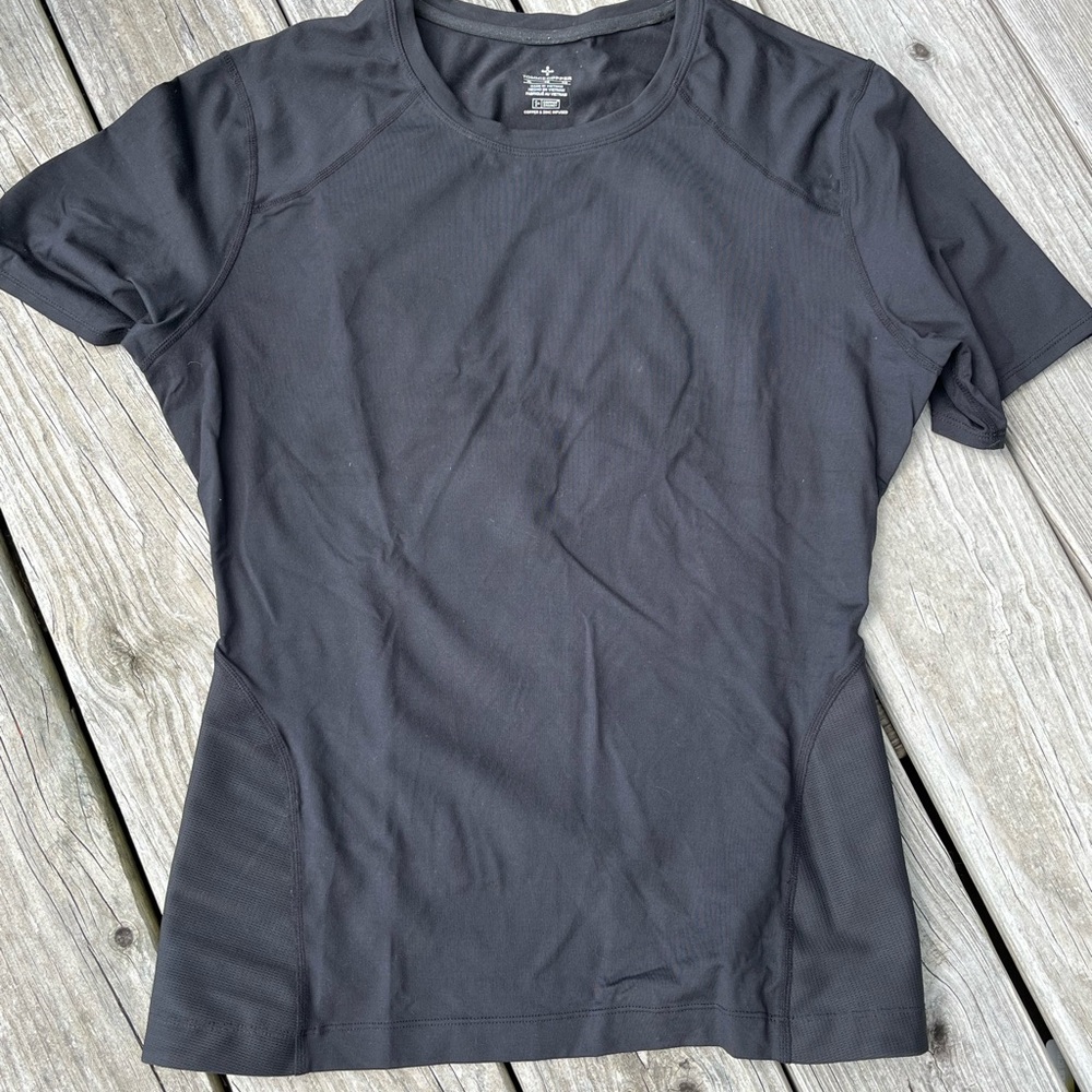 Tommie Copper Men’s low Back Compression crew neck top